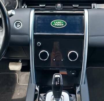 Белый Ленд Ровер Discovery Sport, объемом двигателя 2 л и пробегом 131 тыс. км за 27999 $, фото 48 на Automoto.ua