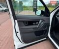 Білий Ленд Ровер Discovery Sport, об'ємом двигуна 2 л та пробігом 66 тис. км за 21800 $, фото 23 на Automoto.ua