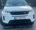 Белый Ленд Ровер Discovery Sport, объемом двигателя 2 л и пробегом 107 тыс. км за 26700 $, фото 1 на Automoto.ua