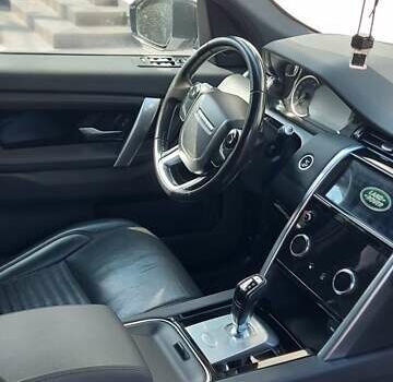 Белый Ленд Ровер Discovery Sport, объемом двигателя 2 л и пробегом 131 тыс. км за 27999 $, фото 56 на Automoto.ua