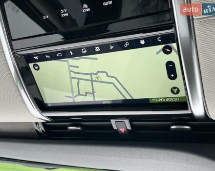 Белый Ленд Ровер Discovery Sport, объемом двигателя 2 л и пробегом 72 тыс. км за 37000 $, фото 28 на Automoto.ua