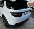 Белый Ленд Ровер Discovery Sport, объемом двигателя 2 л и пробегом 60 тыс. км за 38500 $, фото 1 на Automoto.ua