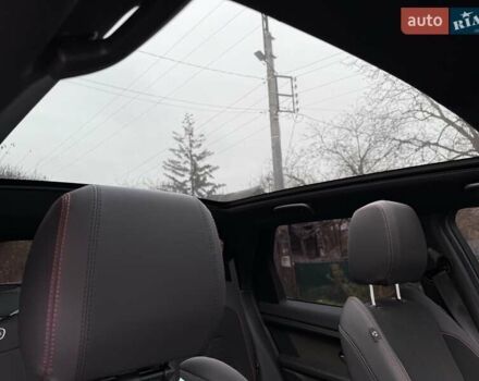 Белый Ленд Ровер Discovery Sport, объемом двигателя 2 л и пробегом 49 тыс. км за 42000 $, фото 14 на Automoto.ua
