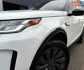 Белый Ленд Ровер Discovery Sport, объемом двигателя 2 л и пробегом 72 тыс. км за 22990 $, фото 2 на Automoto.ua