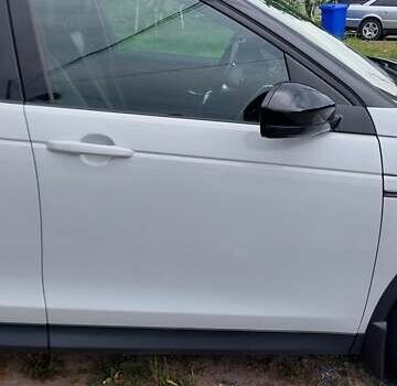 Белый Ленд Ровер Discovery Sport, объемом двигателя 2 л и пробегом 131 тыс. км за 27999 $, фото 20 на Automoto.ua