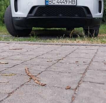 Белый Ленд Ровер Discovery Sport, объемом двигателя 2 л и пробегом 131 тыс. км за 27999 $, фото 10 на Automoto.ua