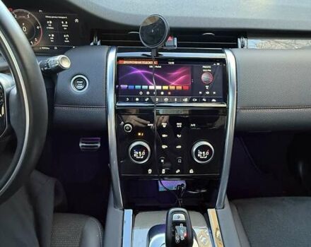Белый Ленд Ровер Discovery Sport, объемом двигателя 2 л и пробегом 49 тыс. км за 42000 $, фото 21 на Automoto.ua