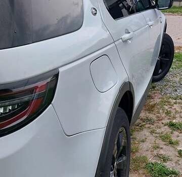 Белый Ленд Ровер Discovery Sport, объемом двигателя 2 л и пробегом 131 тыс. км за 27999 $, фото 23 на Automoto.ua