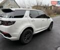Белый Ленд Ровер Discovery Sport, объемом двигателя 2 л и пробегом 49 тыс. км за 42000 $, фото 4 на Automoto.ua