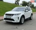 Белый Ленд Ровер Discovery Sport, объемом двигателя 2 л и пробегом 97 тыс. км за 22400 $, фото 1 на Automoto.ua