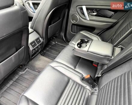 Белый Ленд Ровер Discovery Sport, объемом двигателя 2 л и пробегом 72 тыс. км за 22990 $, фото 44 на Automoto.ua