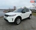 Белый Ленд Ровер Discovery Sport, объемом двигателя 2 л и пробегом 93 тыс. км за 27500 $, фото 1 на Automoto.ua