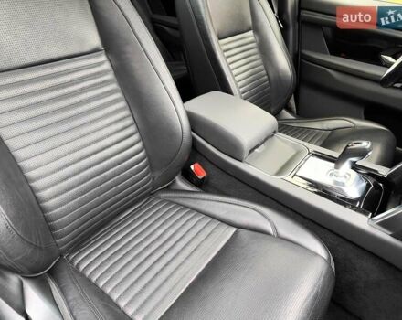 Белый Ленд Ровер Discovery Sport, объемом двигателя 2 л и пробегом 72 тыс. км за 22990 $, фото 53 на Automoto.ua