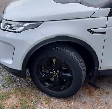 Белый Ленд Ровер Discovery Sport, объемом двигателя 2 л и пробегом 131 тыс. км за 27999 $, фото 13 на Automoto.ua