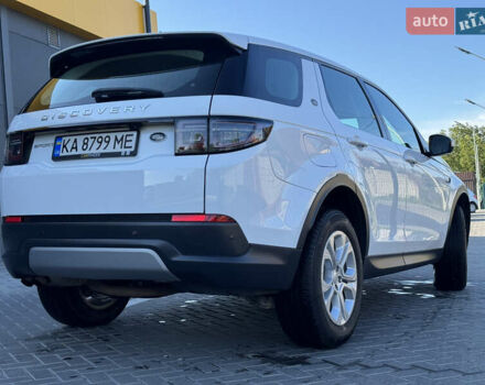 Белый Ленд Ровер Discovery Sport, объемом двигателя 2 л и пробегом 40 тыс. км за 32000 $, фото 4 на Automoto.ua