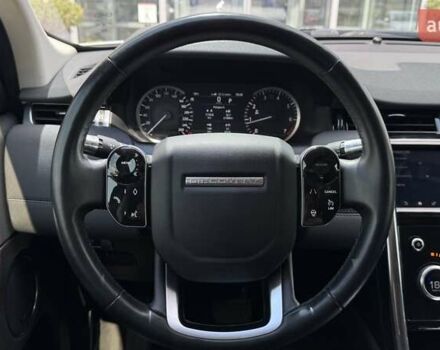 Білий Ленд Ровер Discovery Sport, об'ємом двигуна 2 л та пробігом 70 тис. км за 25000 $, фото 19 на Automoto.ua