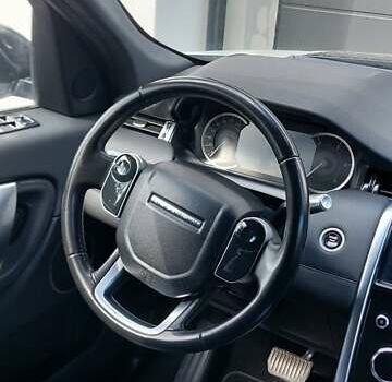 Белый Ленд Ровер Discovery Sport, объемом двигателя 2 л и пробегом 131 тыс. км за 27999 $, фото 49 на Automoto.ua