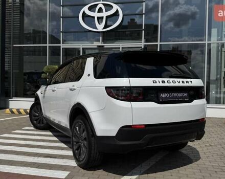Білий Ленд Ровер Discovery Sport, об'ємом двигуна 2 л та пробігом 70 тис. км за 25000 $, фото 2 на Automoto.ua