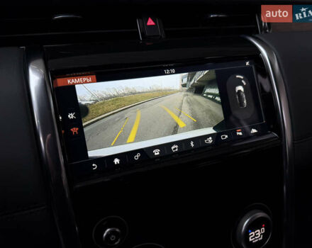 Белый Ленд Ровер Discovery Sport, объемом двигателя 2 л и пробегом 64 тыс. км за 31500 $, фото 42 на Automoto.ua