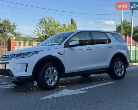 Белый Ленд Ровер Discovery Sport, объемом двигателя 2 л и пробегом 40 тыс. км за 32000 $, фото 5 на Automoto.ua