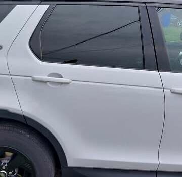 Белый Ленд Ровер Discovery Sport, объемом двигателя 2 л и пробегом 131 тыс. км за 27999 $, фото 21 на Automoto.ua