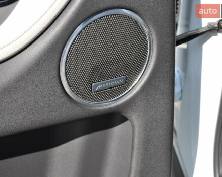 Білий Ленд Ровер Discovery Sport, об'ємом двигуна 2 л та пробігом 37 тис. км за 35000 $, фото 20 на Automoto.ua