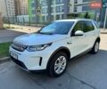 Белый Ленд Ровер Discovery Sport, объемом двигателя 2 л и пробегом 80 тыс. км за 35200 $, фото 1 на Automoto.ua