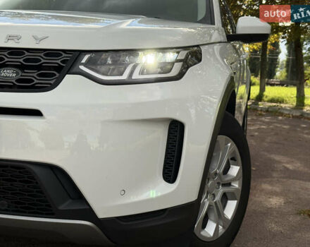 Белый Ленд Ровер Discovery Sport, объемом двигателя 2 л и пробегом 26 тыс. км за 39950 $, фото 7 на Automoto.ua