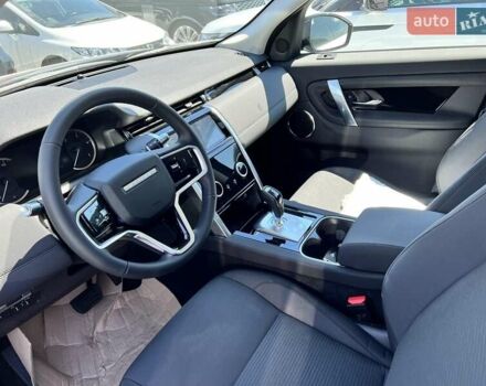 Білий Ленд Ровер Discovery Sport, об'ємом двигуна 2 л та пробігом 13 тис. км за 43748 $, фото 5 на Automoto.ua