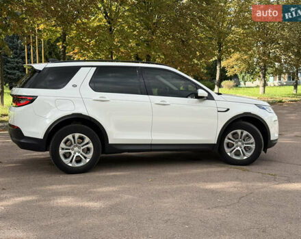 Белый Ленд Ровер Discovery Sport, объемом двигателя 2 л и пробегом 26 тыс. км за 39950 $, фото 5 на Automoto.ua