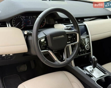Белый Ленд Ровер Discovery Sport, объемом двигателя 2 л и пробегом 26 тыс. км за 39950 $, фото 10 на Automoto.ua