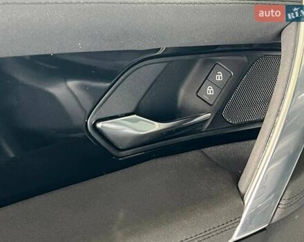 Белый Ленд Ровер Discovery Sport, объемом двигателя 2 л и пробегом 18 тыс. км за 42500 $, фото 11 на Automoto.ua