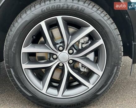 Белый Ленд Ровер Discovery Sport, объемом двигателя 1.5 л и пробегом 18 тыс. км за 65900 $, фото 9 на Automoto.ua