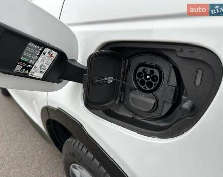 Белый Ленд Ровер Discovery Sport, объемом двигателя 1.5 л и пробегом 18 тыс. км за 65900 $, фото 10 на Automoto.ua