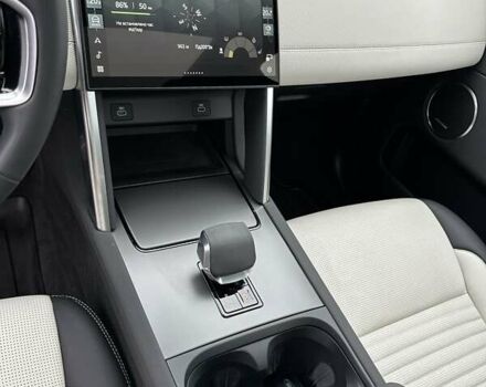 Белый Ленд Ровер Discovery Sport, объемом двигателя 1.5 л и пробегом 18 тыс. км за 65900 $, фото 18 на Automoto.ua