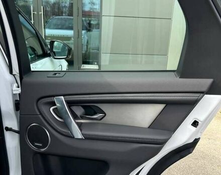 Белый Ленд Ровер Discovery Sport, объемом двигателя 2 л и пробегом 5 тыс. км за 66566 $, фото 25 на Automoto.ua