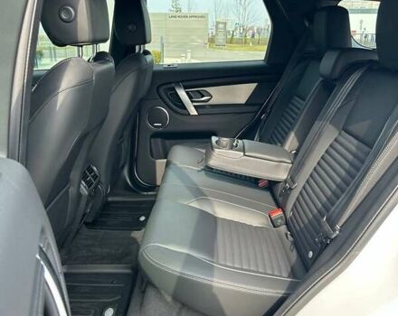 Белый Ленд Ровер Discovery Sport, объемом двигателя 2 л и пробегом 5 тыс. км за 66566 $, фото 23 на Automoto.ua