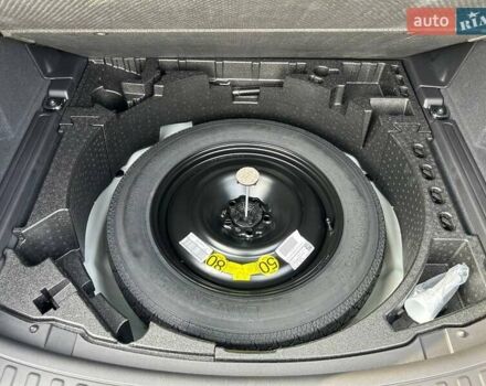 Белый Ленд Ровер Discovery Sport, объемом двигателя 2 л и пробегом 5 тыс. км за 66566 $, фото 30 на Automoto.ua