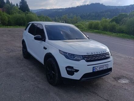 Белый Ленд Ровер Discovery Sport, объемом двигателя 2 л и пробегом 200 тыс. км за 17400 $, фото 1 на Automoto.ua