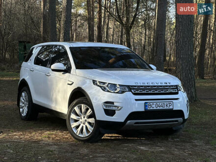 Белый Ленд Ровер Discovery Sport, объемом двигателя 2 л и пробегом 102 тыс. км за 18999 $, фото 1 на Automoto.ua