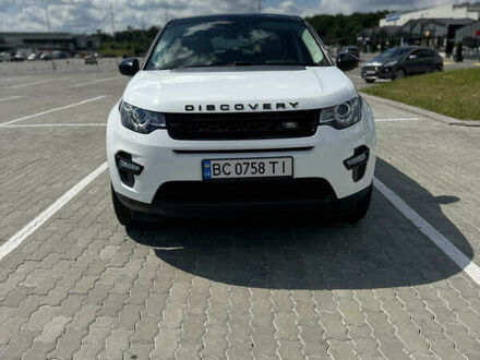 Белый Ленд Ровер Discovery Sport, объемом двигателя 2 л и пробегом 115 тыс. км за 19900 $, фото 1 на Automoto.ua