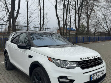 Белый Ленд Ровер Discovery Sport, объемом двигателя 2 л и пробегом 193 тыс. км за 18499 $, фото 1 на Automoto.ua