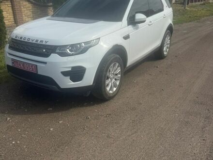 Белый Ленд Ровер Discovery Sport, объемом двигателя 2 л и пробегом 200 тыс. км за 15999 $, фото 1 на Automoto.ua