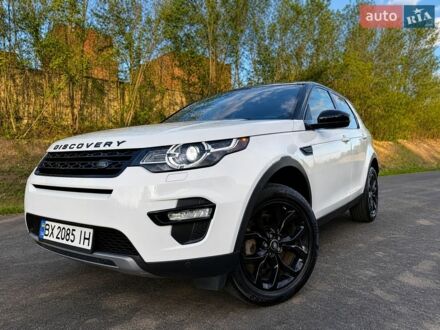 Белый Ленд Ровер Discovery Sport, объемом двигателя 2 л и пробегом 104 тыс. км за 18500 $, фото 1 на Automoto.ua