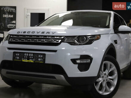 Белый Ленд Ровер Discovery Sport, объемом двигателя 2 л и пробегом 150 тыс. км за 18999 $, фото 1 на Automoto.ua
