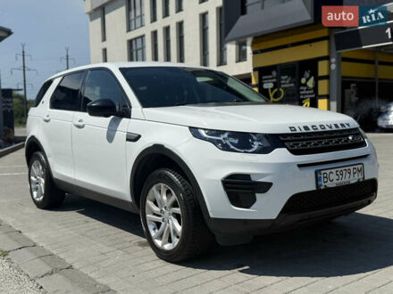 Білий Ленд Ровер Discovery Sport, об'ємом двигуна 2 л та пробігом 130 тис. км за 22700 $, фото 1 на Automoto.ua