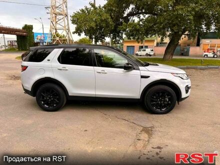 Белый Ленд Ровер Discovery Sport, объемом двигателя 2 л и пробегом 88 тыс. км за 22300 $, фото 1 на Automoto.ua