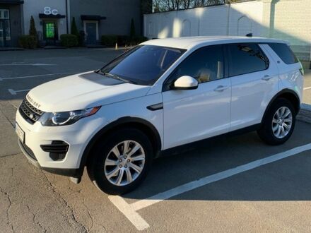 Белый Ленд Ровер Discovery Sport, объемом двигателя 2 л и пробегом 142 тыс. км за 17199 $, фото 1 на Automoto.ua