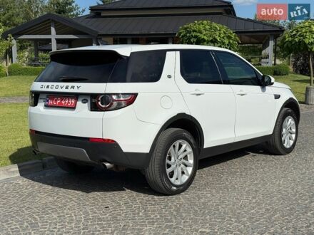 Белый Ленд Ровер Discovery Sport, объемом двигателя 2 л и пробегом 44 тыс. км за 18499 $, фото 1 на Automoto.ua