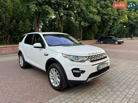 Белый Ленд Ровер Discovery Sport, объемом двигателя 2 л и пробегом 47 тыс. км за 18500 $, фото 1 на Automoto.ua